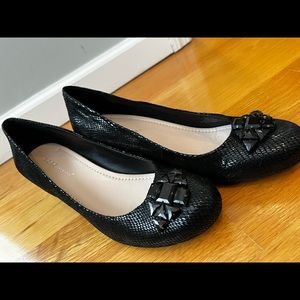 Wedge black shoes